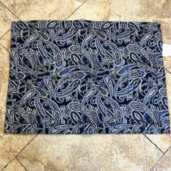 New Ralph Lauren paisley quilt pillow case . Standard. Blue - Picture 3 of 5